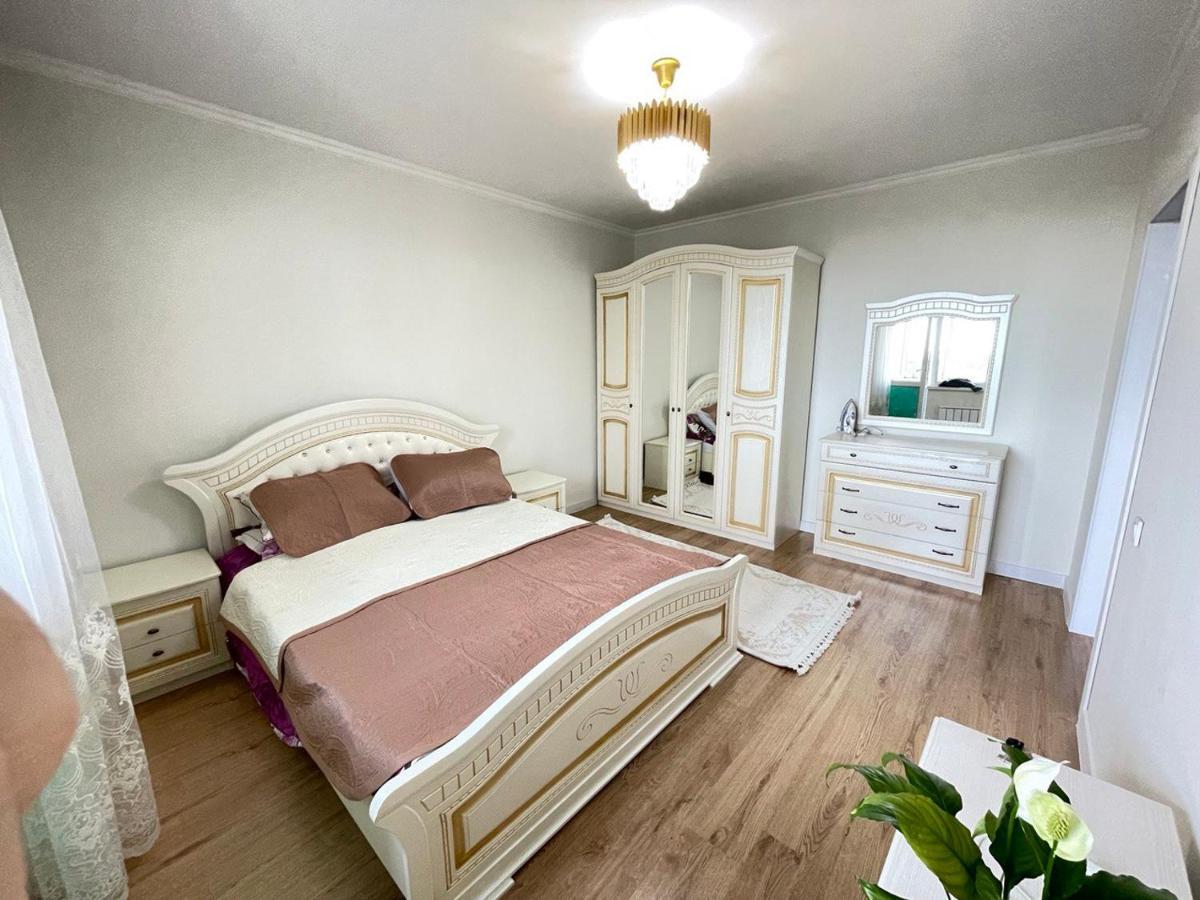 Apartment In 알마티 외부 사진