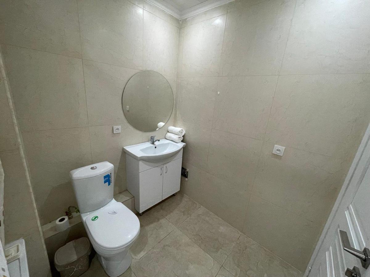 Apartment In 알마티 외부 사진